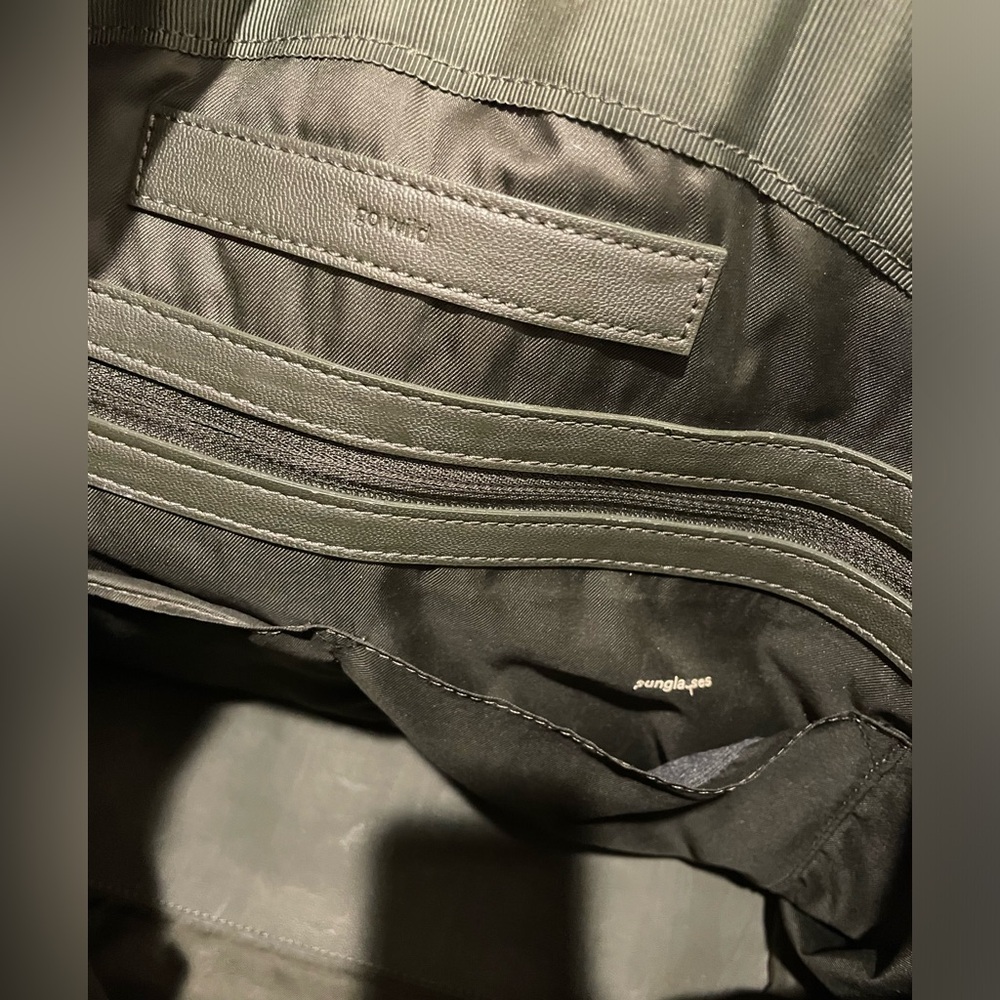 Lululemon All Day Tote Olive Green Shoulder Bag - Picture 2 of 13